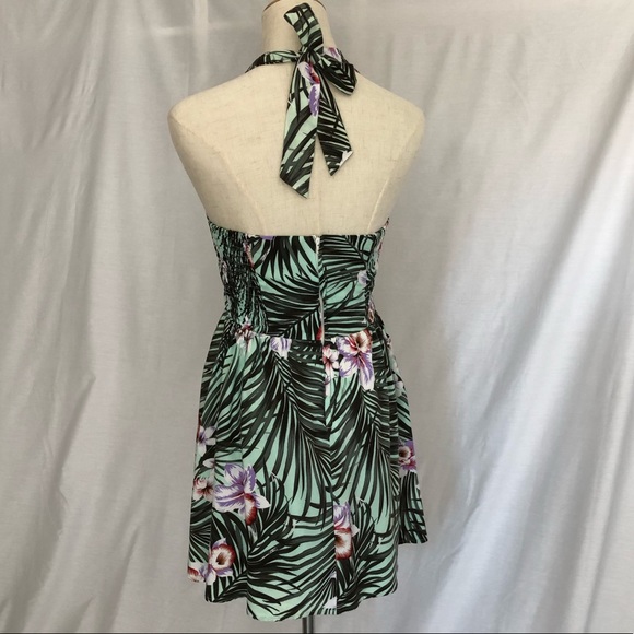 MINK PINK Tropical Tiki halter dress SIZE Medium - Picture 4 of 4